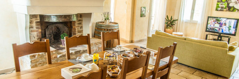 chambre d'hote de charme dans le Haut-Var au Château Sainte Croix